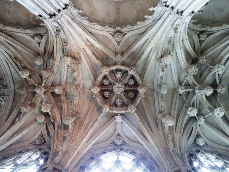 Cattedrale di Chartres 05.jpg
