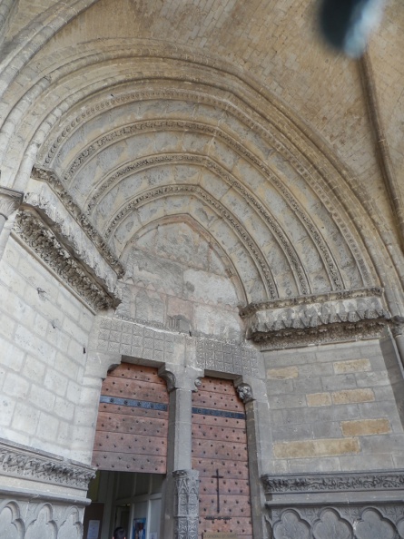 Cattedrale di Chartres 18.jpg