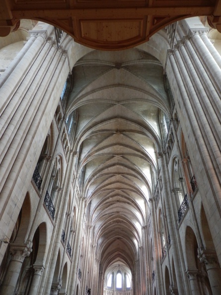 Cattedrale di Chartres 23.jpg