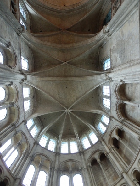 Cattedrale di Chartres 28.jpg