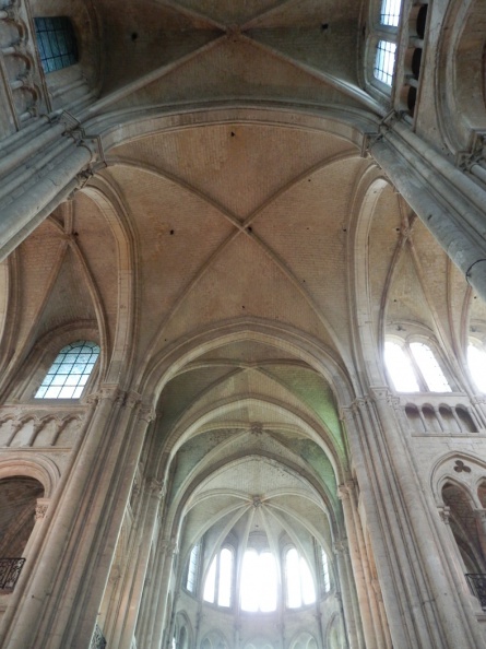 Cattedrale di Chartres 31.jpg