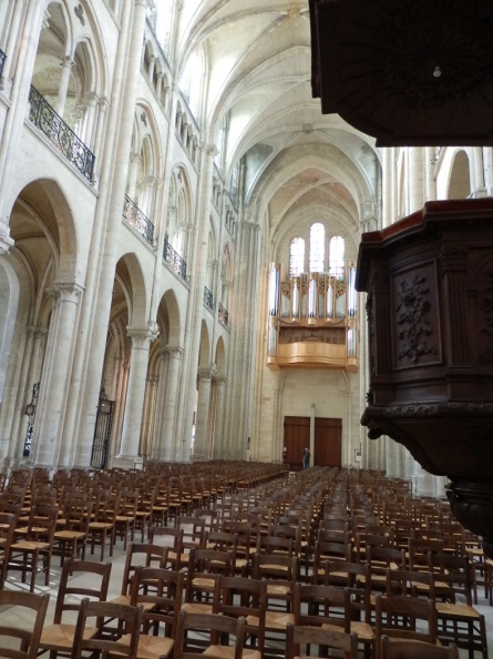 Cattedrale di Chartres 32.jpg