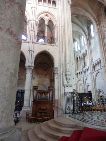 Cattedrale di Chartres 44.jpg