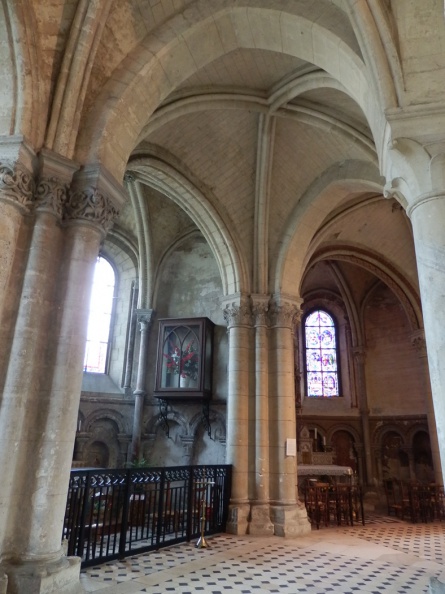 Cattedrale di Chartres 45.jpg