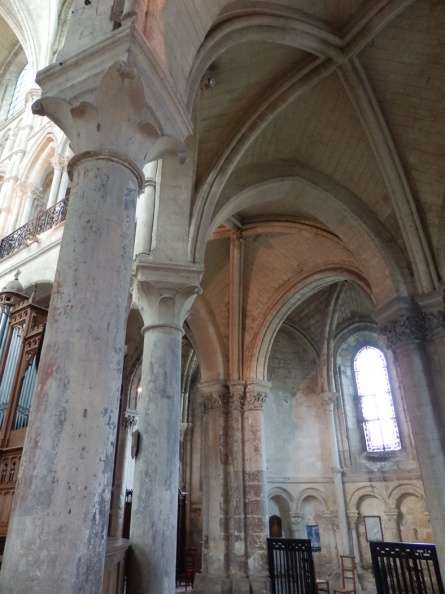 Cattedrale di Chartres 47.jpg