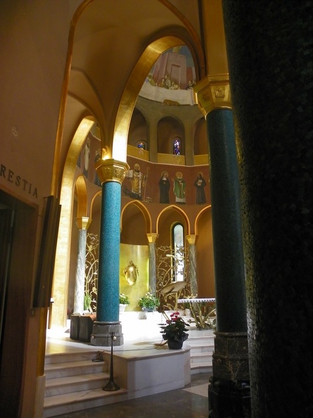 06 Cascia Basilica .JPG